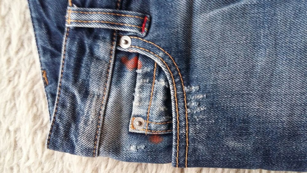 Джинсы Dsquared Италия