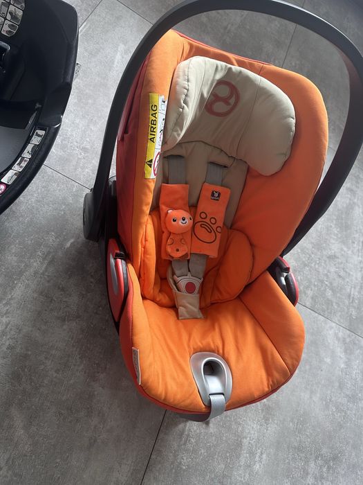 Nosidelko fotelik Cybex Cloud Q Platinum