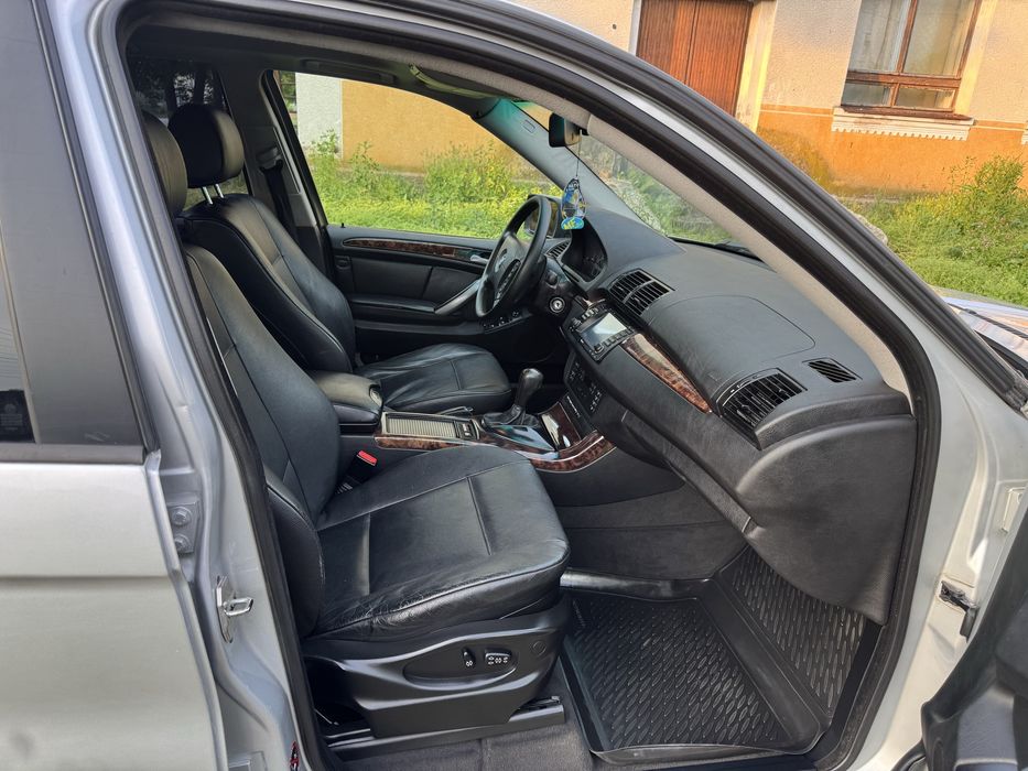 Продам Bmw x5 e53
