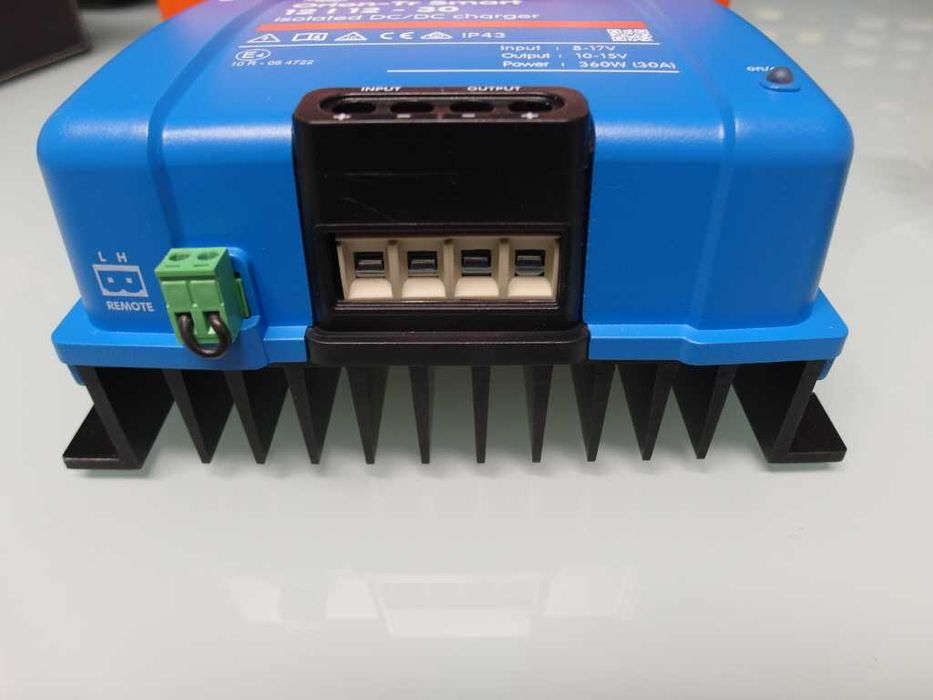 Carregador bateria Autocaravana Victron 30 A