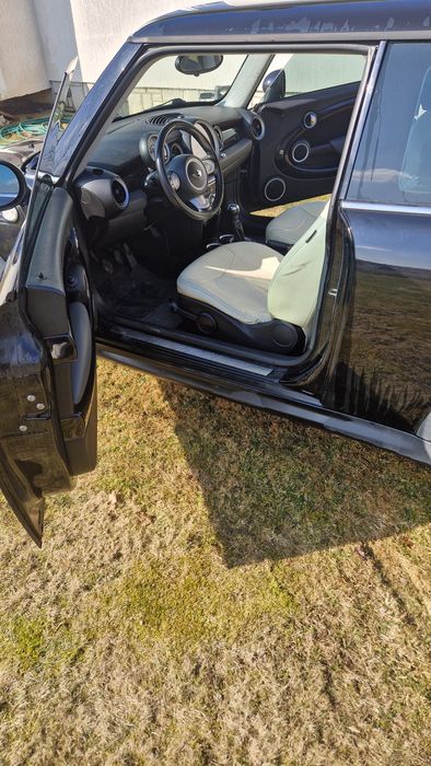 Mini Cooper 2010r 1.6 120km