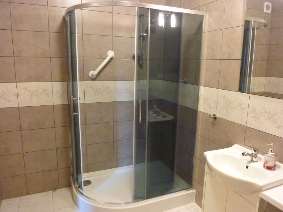 Kwatery pracownicze, noclegi w centrum Uniejowa, faktura