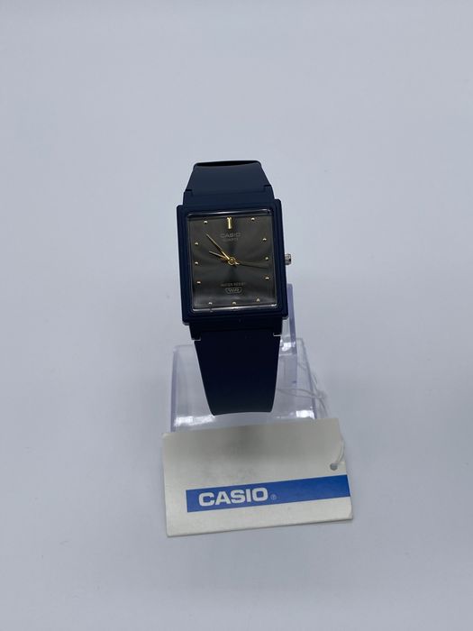 ZEGAREK Damski uniwersalny CASIO MQ-38UC-2A1ER Vintage Granatowy