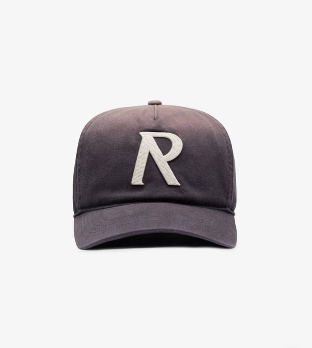 Кепка Represent