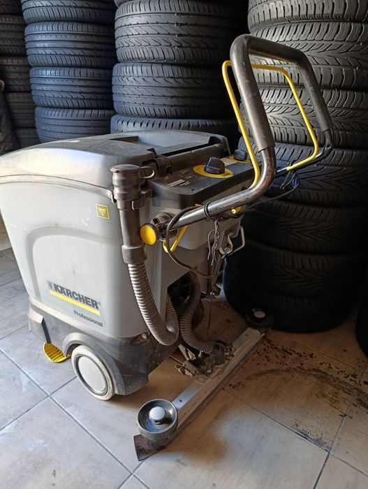 Підлогомийна машина KARCHER BR 40-25
