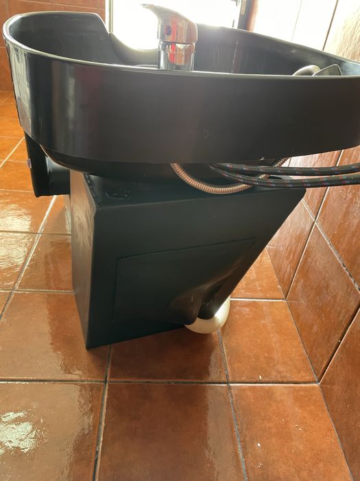 Rampa de lavagem de cabeleireiro