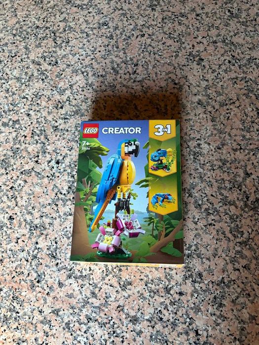 LEGO Creator 3 em 1 — Pandas e Papagaio — 31165 + 31136