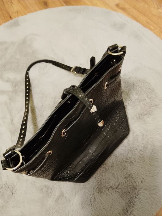 Czarna torebka damska