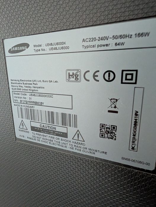 TV Samsung 48''4K (UR48JU6000K) em bom estado