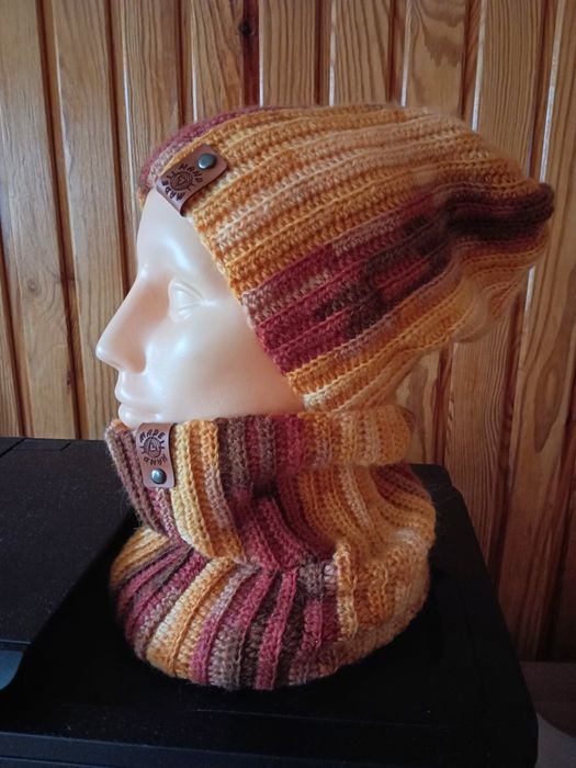 Handmade Super zestaw czapka + komin.