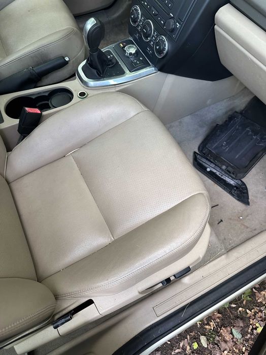 LAnd Rover Freelander 2 bancos bege e forras portas 450€
