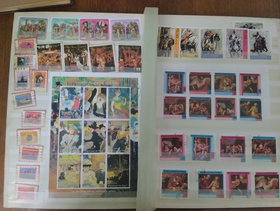 Альбом з марками Мистецтва.