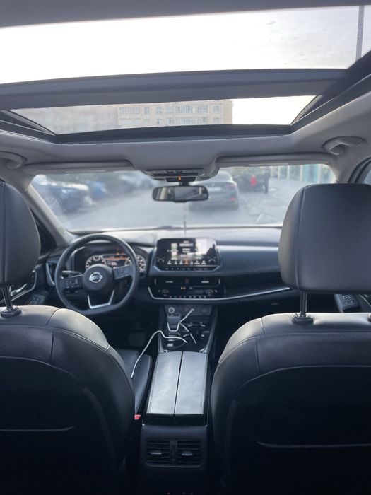 Nissan Rogue t33 SL 2,5