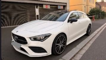 Mercedes  CLA  220 shooting Brake foto 4