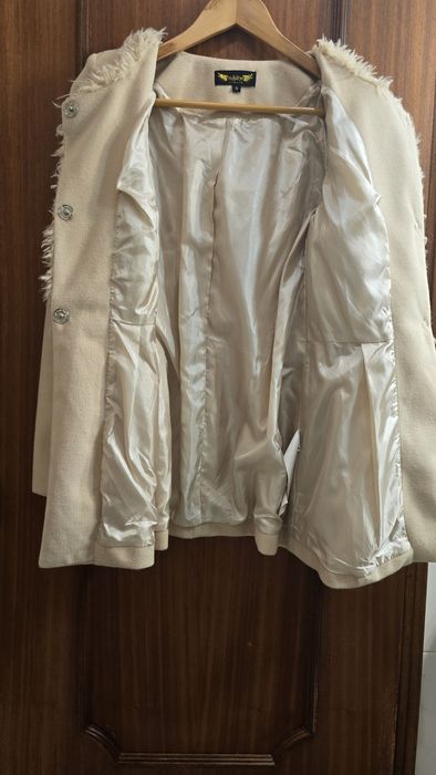 casaco branco Tam.S novo