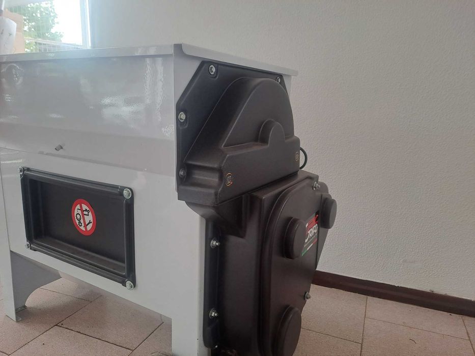 Esmagador com bomba Grifo- Preços MAGríssimos