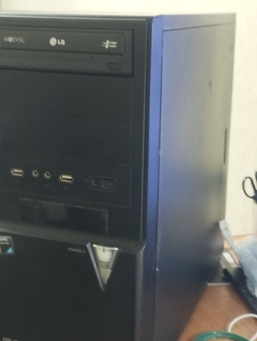 Корпус для компʼютера mATX + DVD-привід LG — б/в