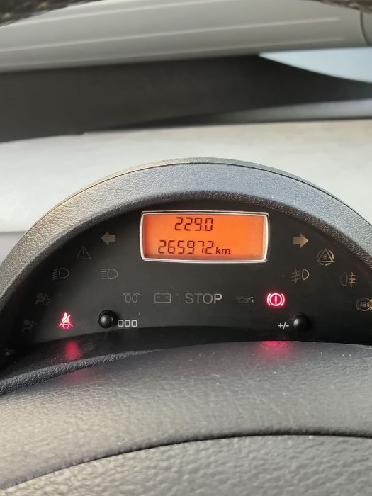 Peugeot 807 2.2 HDi Navteq