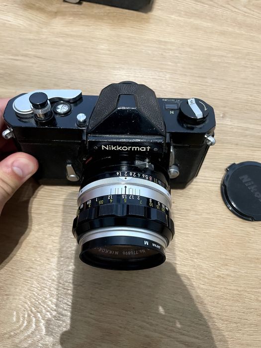 Camara analogica NIKKORMAT, NIKON