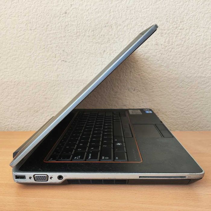 Бюджетний Dell E6420 14"HD+ i7-2760QM/8GB/256GB SSD/NVS4200M/WebCam