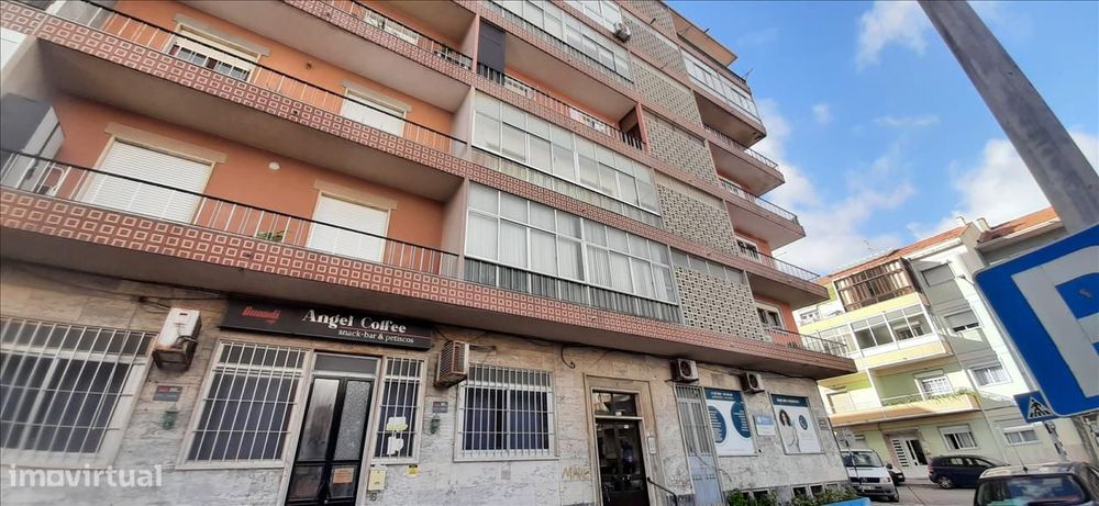 Apartamento em Seixal, Amora — Amora, Setúbal