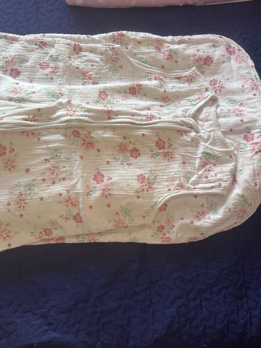 Conjunto cama bebé (lencol - de baixo e de cima, fronha)