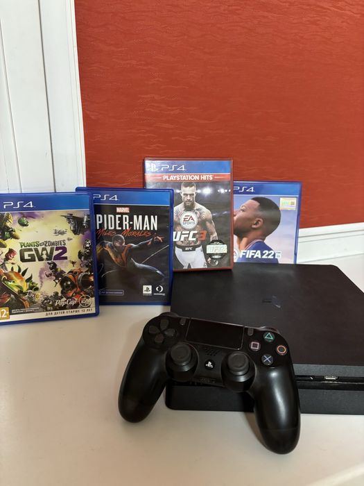 PlayStation 4 + диски
