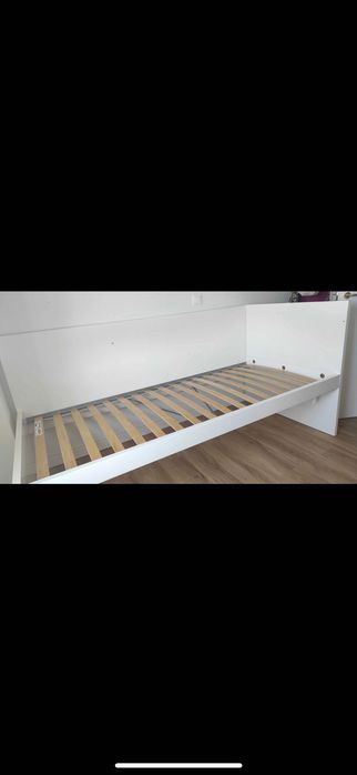 Cama Flaxa 90 por 200 cm