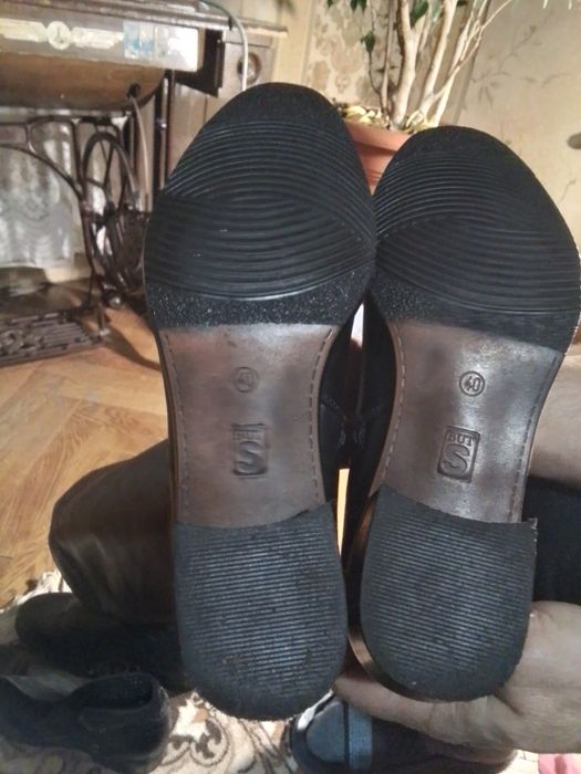 Красивые и удобные сапоги 40 раз.,кожа, Польша