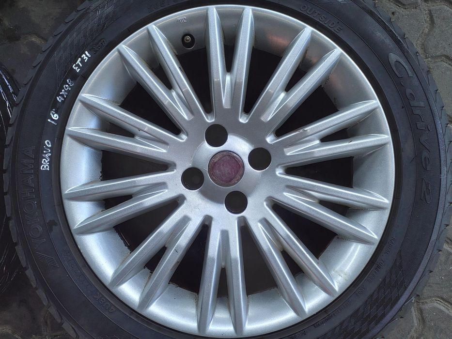 Jantes Fiat Bravo Ii R16 Com Pneus 205/55 Furação 4X98