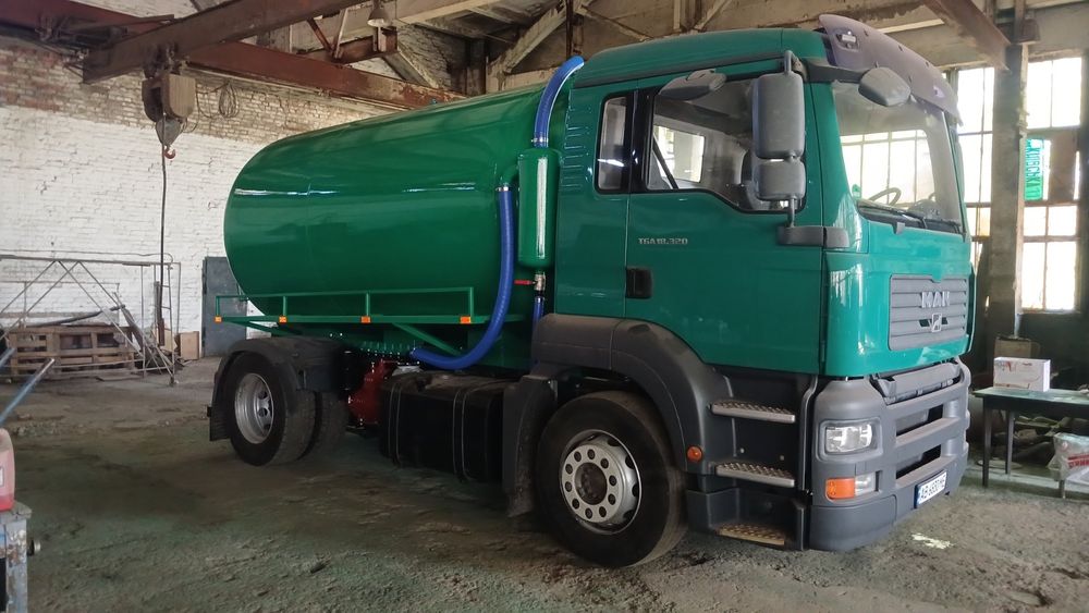 ассенизатор на базе MAN TGA 18.320.