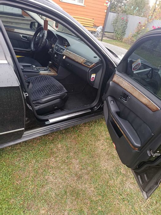 Продаю Мерседес W 212