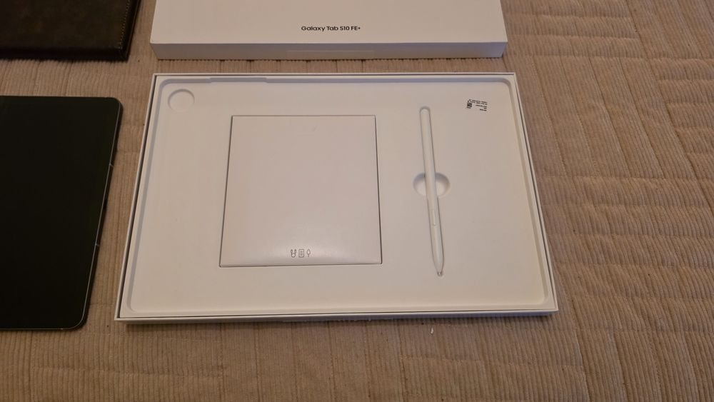 S25 ultra 256 + Tablet S10 fe plus 128/8 novos com fatura deste mês