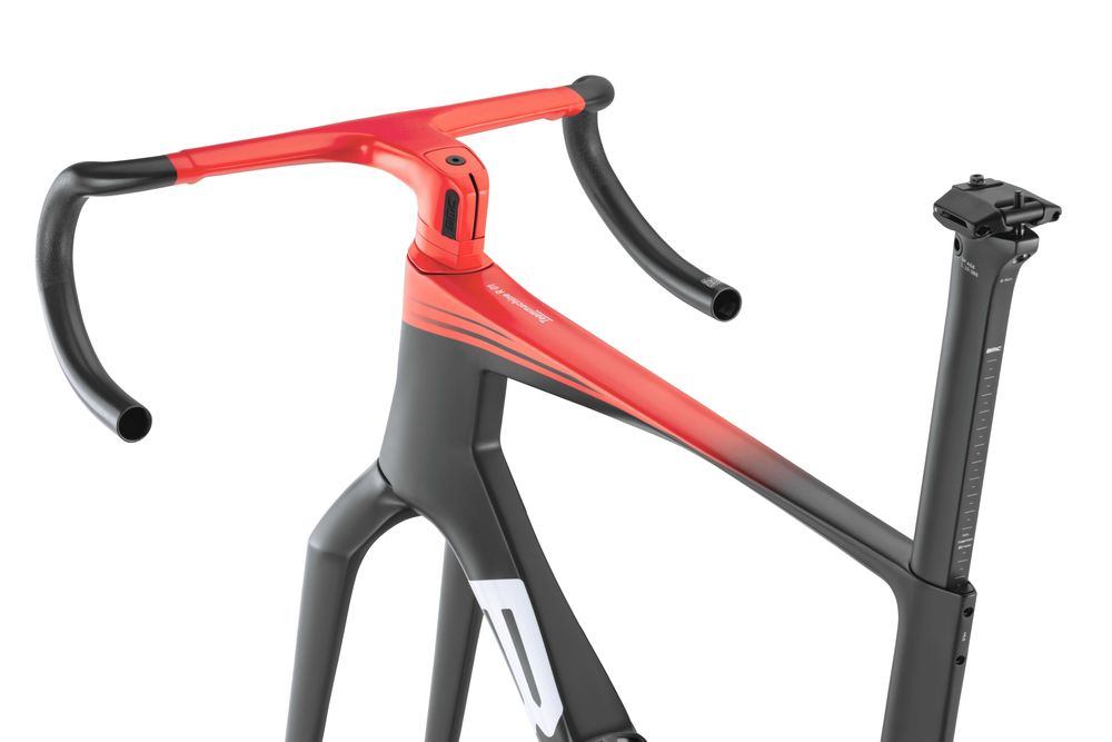 Nowy frameset BMC Teammachine R 01 MOD V2