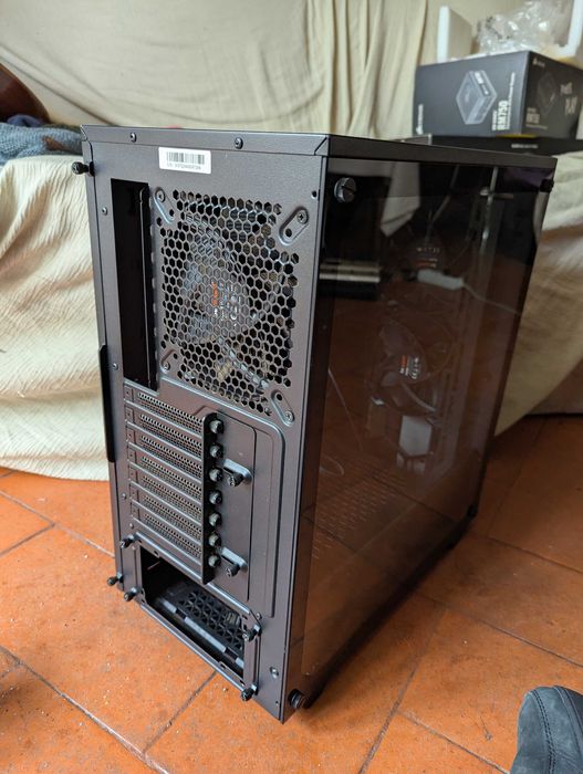 Caixa para PC - PURE BASE 500DX - Preta