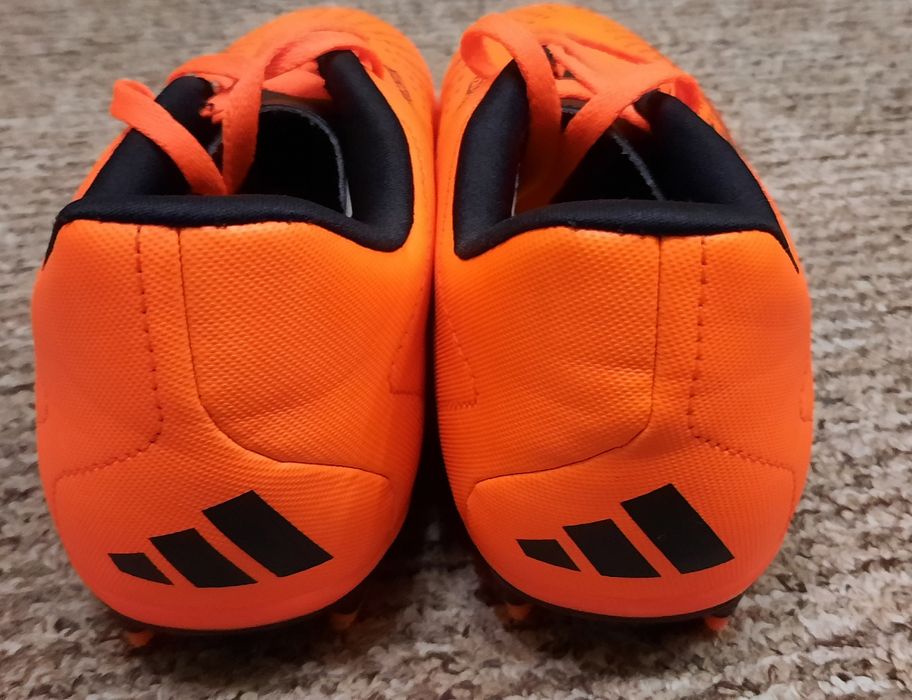 Бутси Adidas Predator 38р