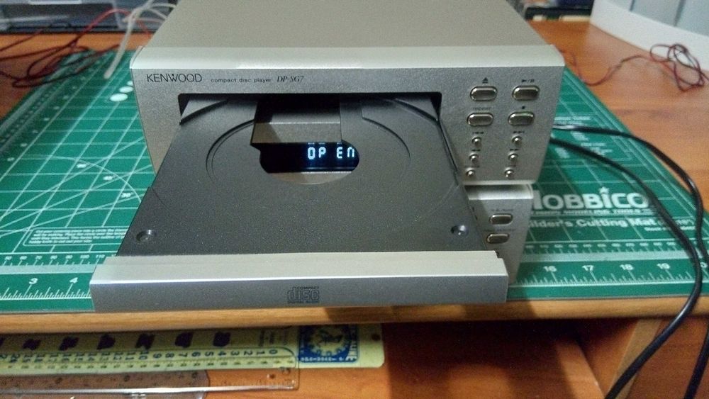 Mini aparelhagem som Kenwood SG7 (2 módulos)