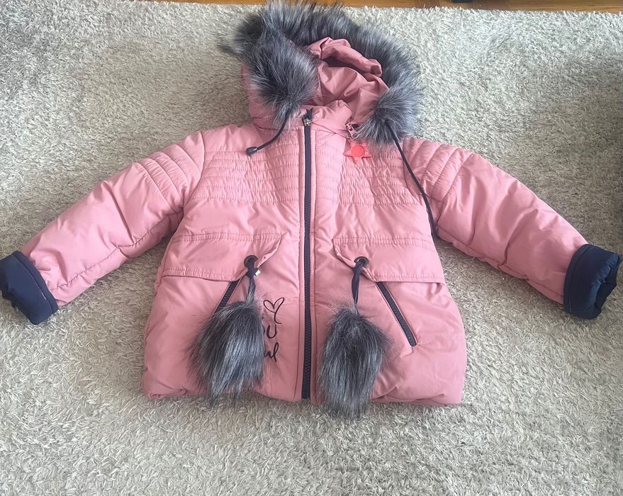 Дитячий зимовий комбінезон для дівчинки.Розмір 110.