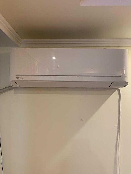Продається інверторний кондиціонер Toshiba RAS-B07TKVG-UA ТОРГ