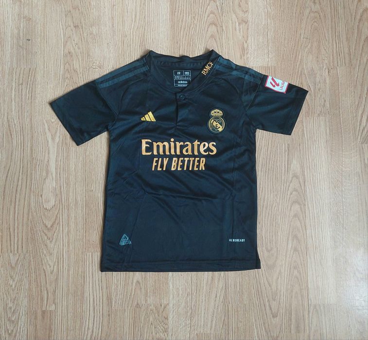 Koszulka piłkarska Real Madryt 23/24, r. 137 cm 8 - 10 Lat