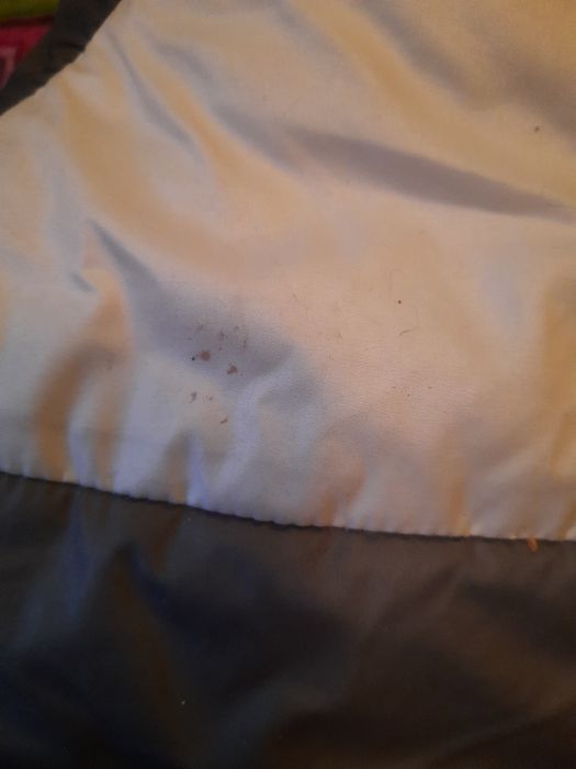 Осіння демісезон не зимова демі куртка сіра утеплена на флісі на хлопч