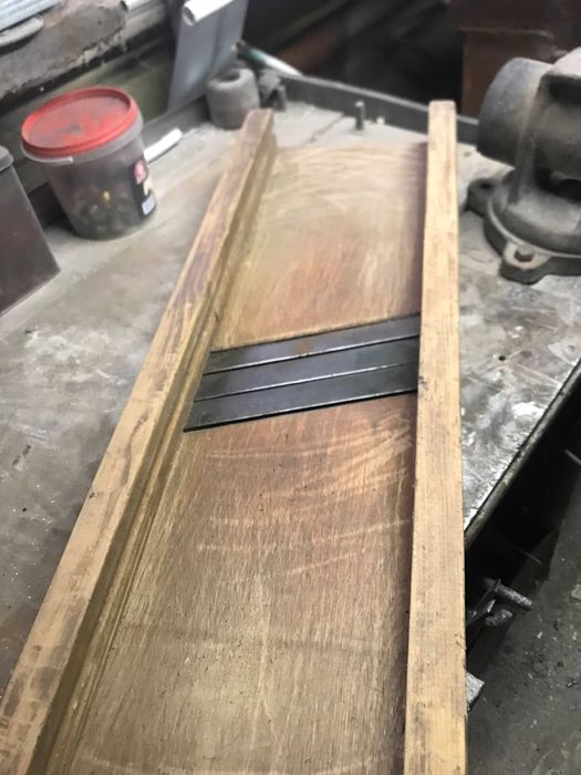 шатківниця деревяна з стальними ножами