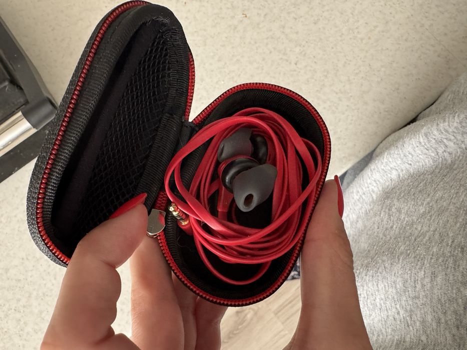 HyperX Cloud Earbuds red czerwone słuchawki douszne