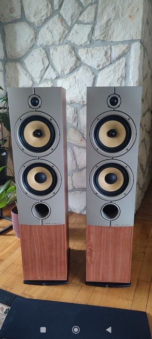 Kolumny Wharfedale Diamond 8.4