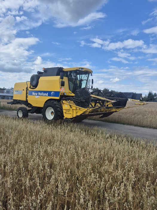 Kombajn New Holland TC5070