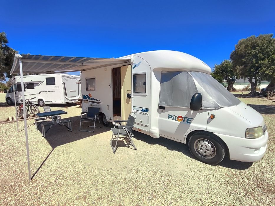 Autocaravana Pilote Pacific J8 2.8 JTD 127cv