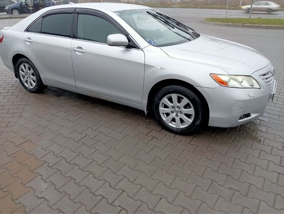 Продам Тойота Камрі 40