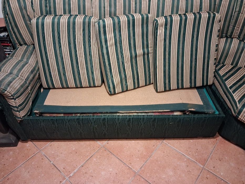 Sofá Cama em L Verde e Creme