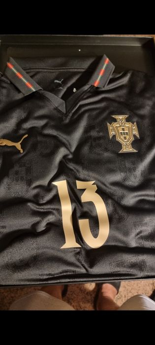 Camisola  edicao especial  puma do eusebio  n 13 com certificado