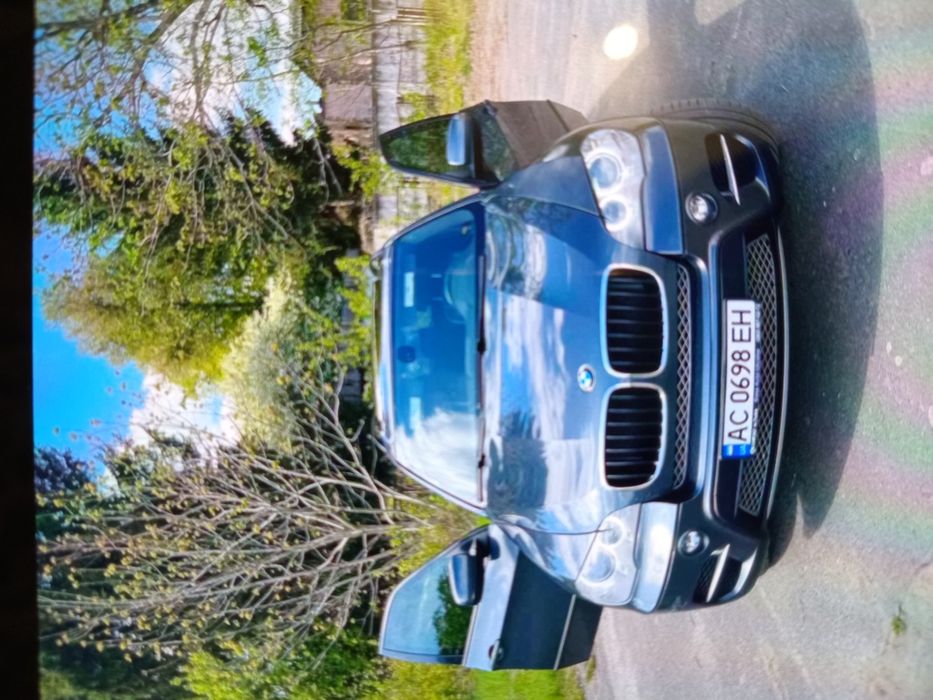 BMW X5 2013 рік випуску